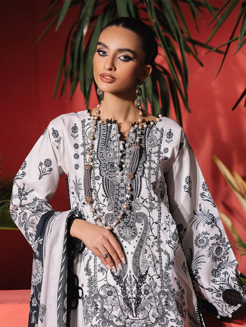 Saukeen URBANE EMBROIDERED COLLECTION 2025