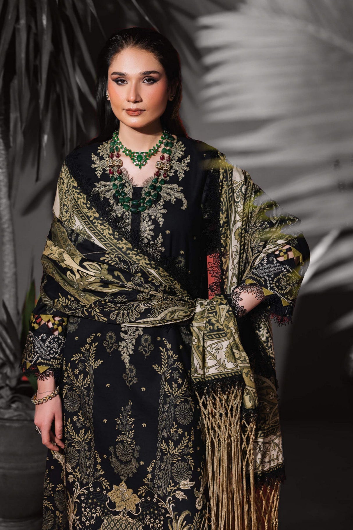 Saukeen URBANE EMBROIDERED LAWN COLLECTION SUMMER 25